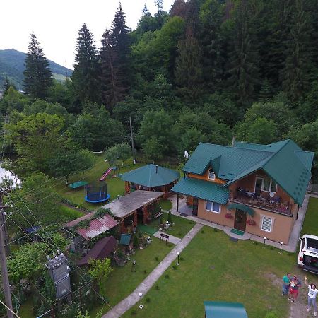 Садиба У Брусків Mizhhirya  Exterior foto